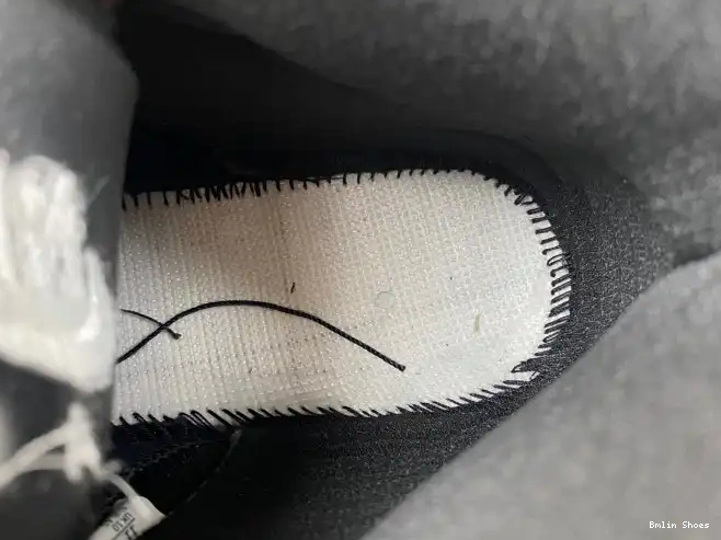 Bmlin FD1330-001 x Ma Jordan Black 5 Maniere Air A 0506